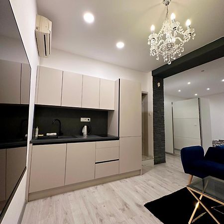 Luxury Apartment In Bratislava Exterior foto